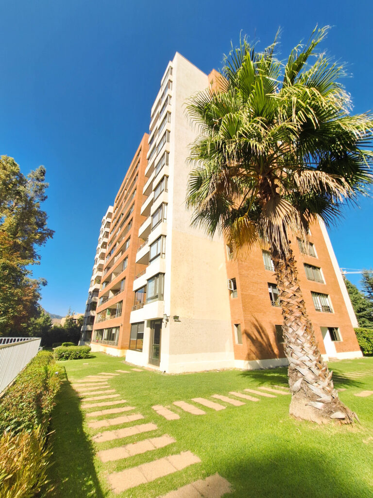 Luminoso Departamento 2D/2B con Vista Despejada | Bosques de la Pirámide - Foto 1